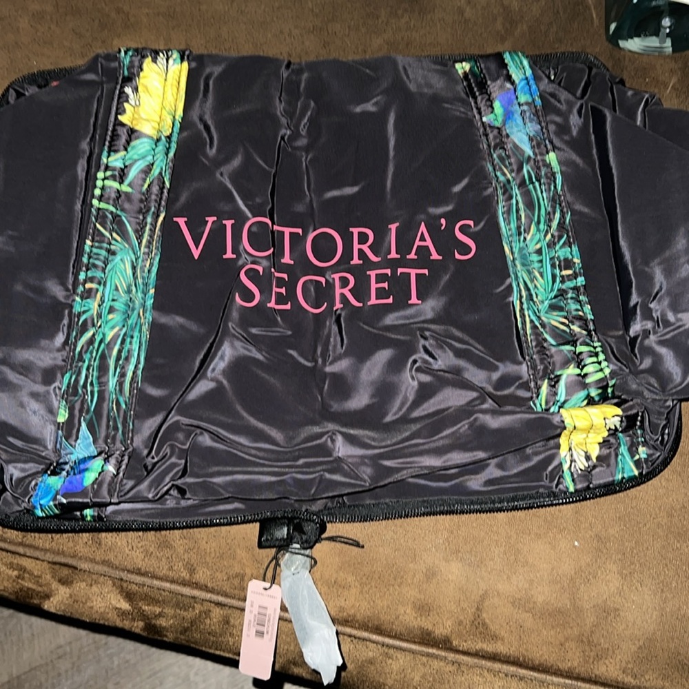 NWT Victoria’s Secret Tote Bag - Picture 4 of 11